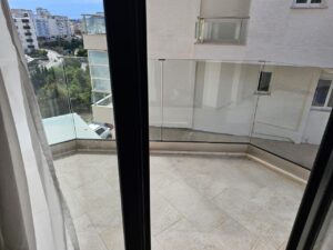 4b935d1b 8182 47b7 b880 84eb6af51710